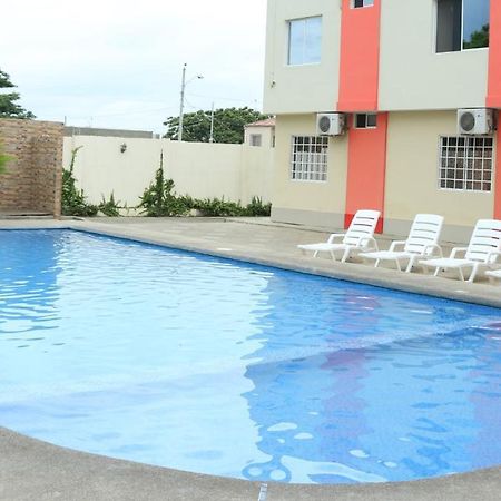 Hotel Pikeiro Blue Manta Εξωτερικό φωτογραφία