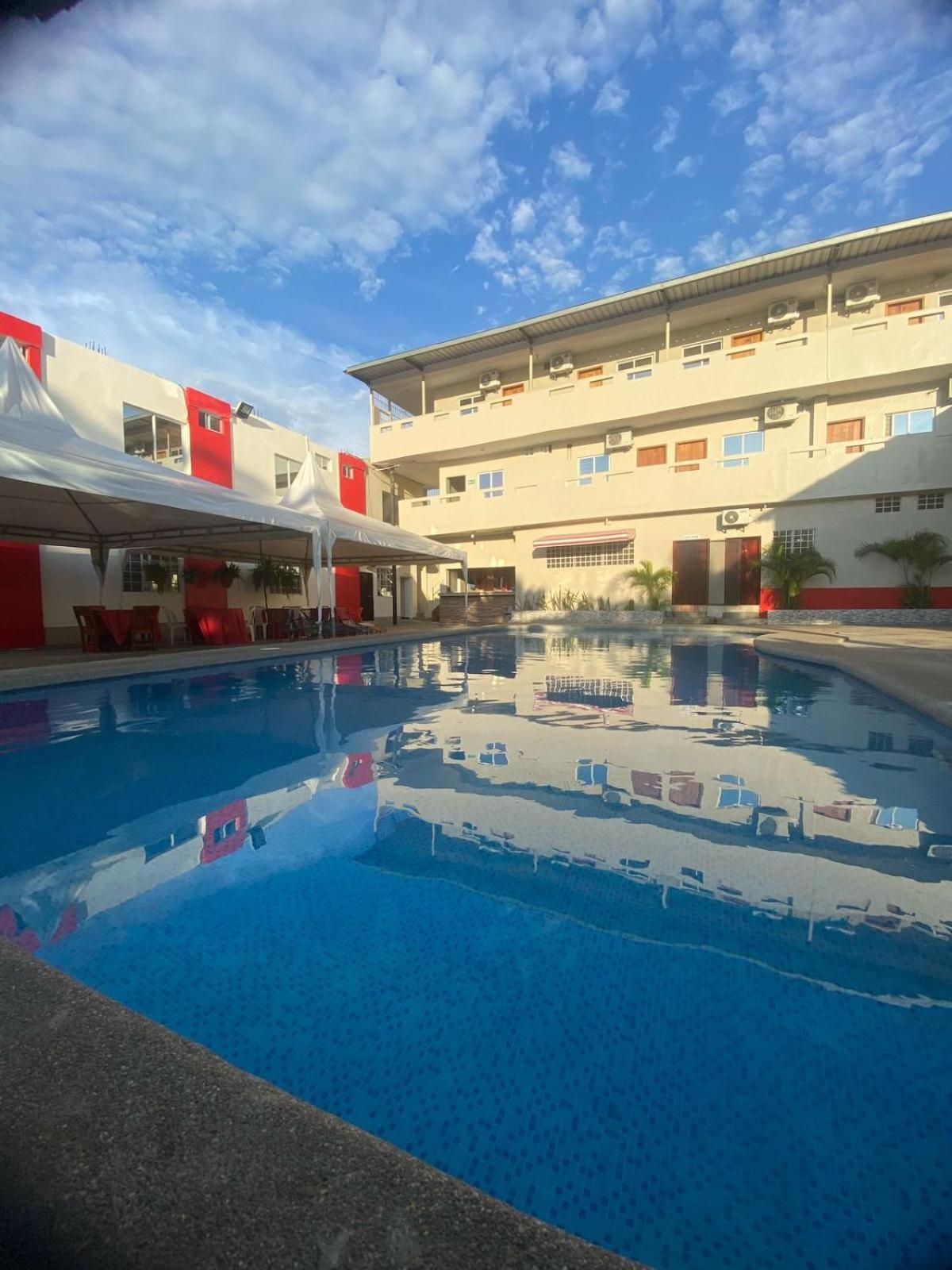 Hotel Pikeiro Blue Manta Εξωτερικό φωτογραφία