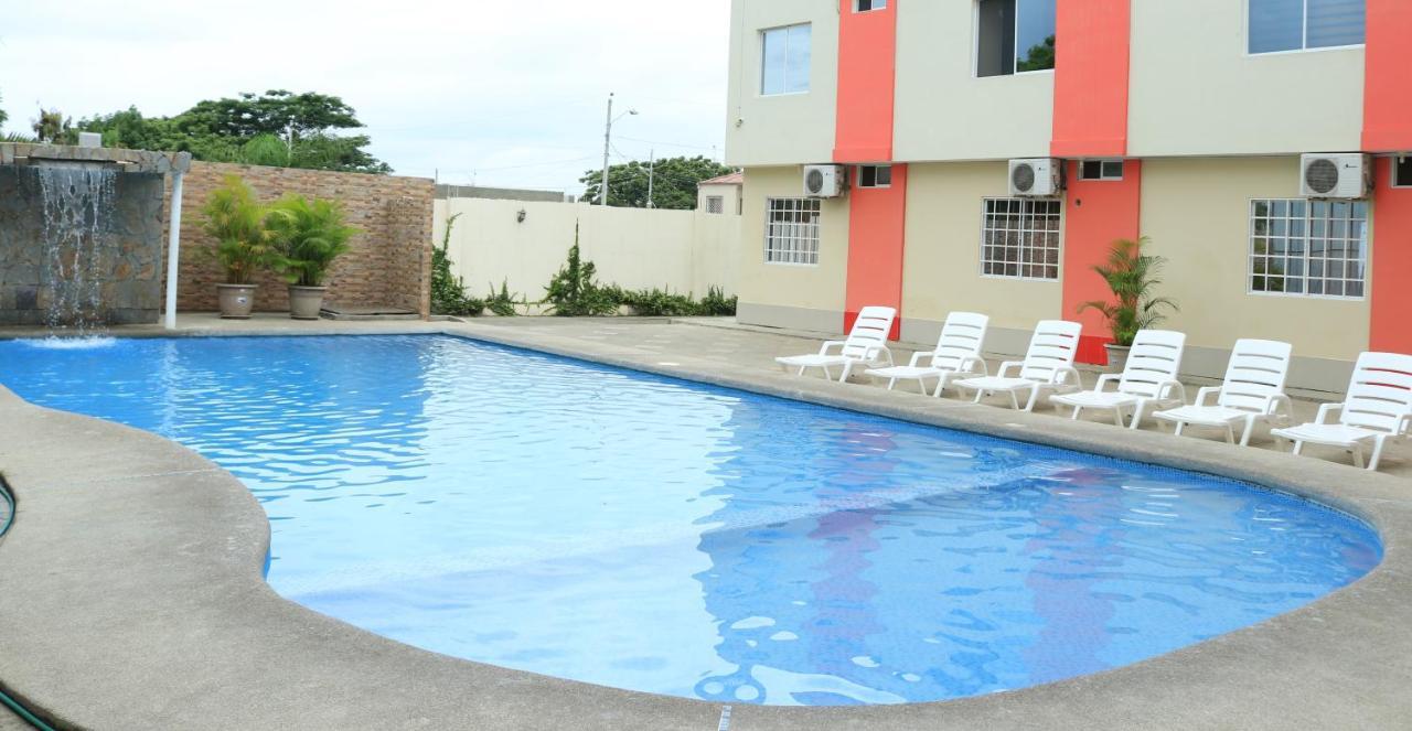 Hotel Pikeiro Blue Manta Εξωτερικό φωτογραφία