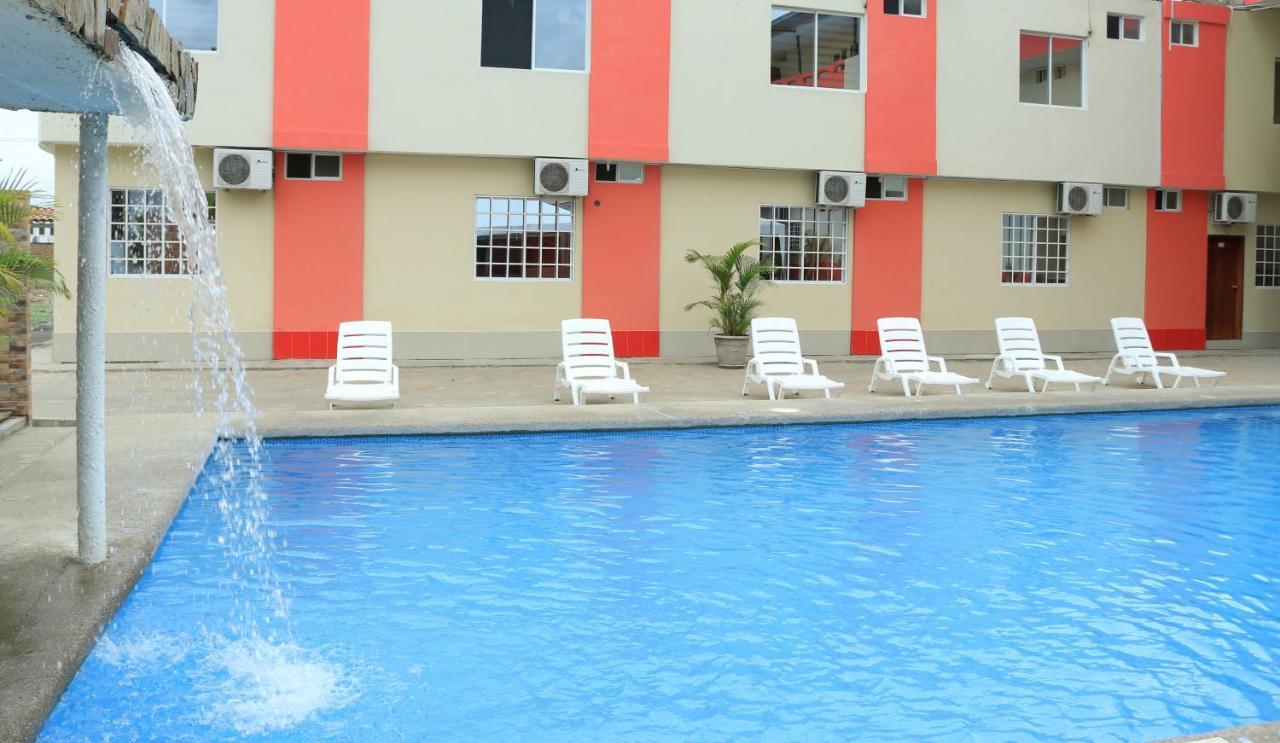 Hotel Pikeiro Blue Manta Εξωτερικό φωτογραφία