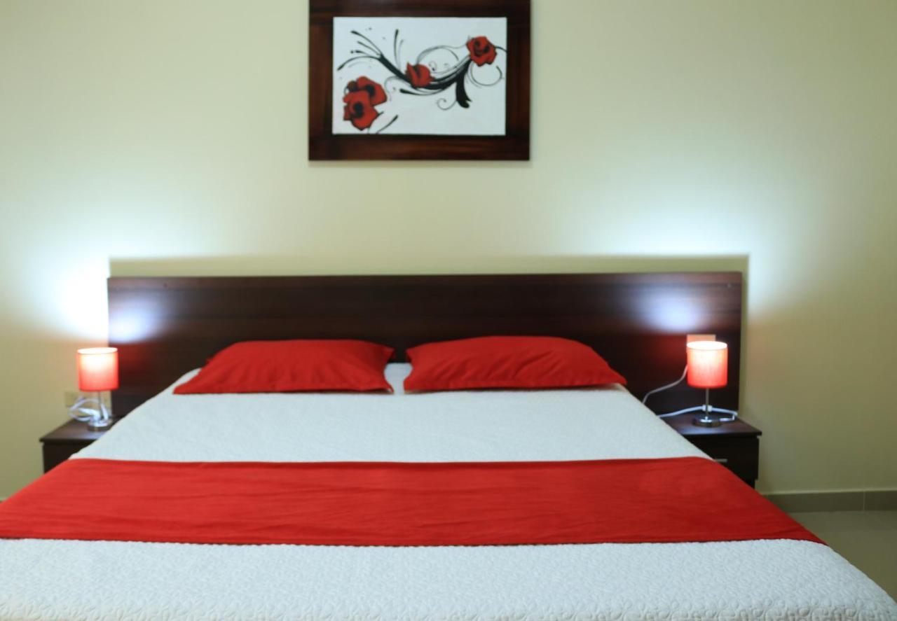 Hotel Pikeiro Blue Manta Εξωτερικό φωτογραφία